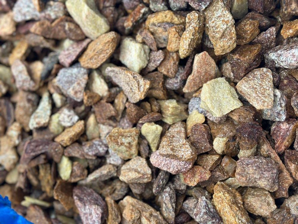 Златолит персиковый декоративная каменная крошка купить в Королёве