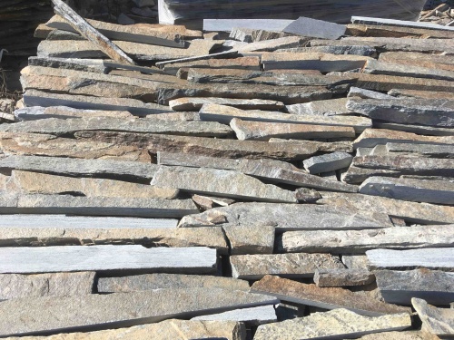 Горбушка златолит мультиколор для облицовки купить в Королёве