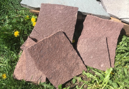 Плитняк лемезит бордовый для цоколя 1,5-2 см купить в Королёве