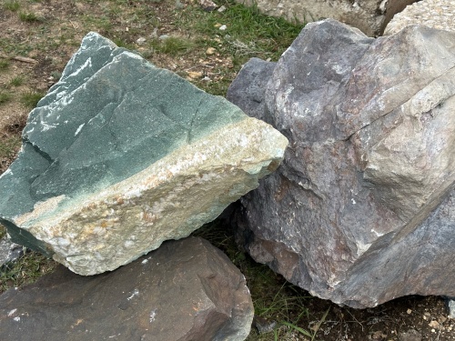 Камни для ландшафтного дизайна зелёные 10-60 килограмм купить в Королёве