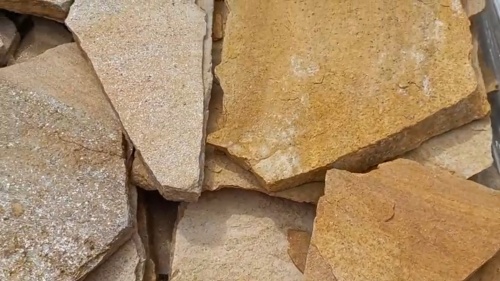 Плитняк златолит жёлтый для фасада 1,5-3 см купить в Королёве