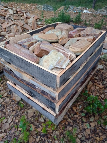 Златолит жёлтый, жёлто-зелёный глыбки и валуны для ланшафтного дизайна купить в Королёве