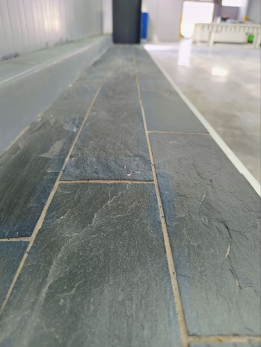 Плитка чёрная из натурального камня фасадная 30 см * 5 см, толщина 7 мм -30 мм купить в Королёве