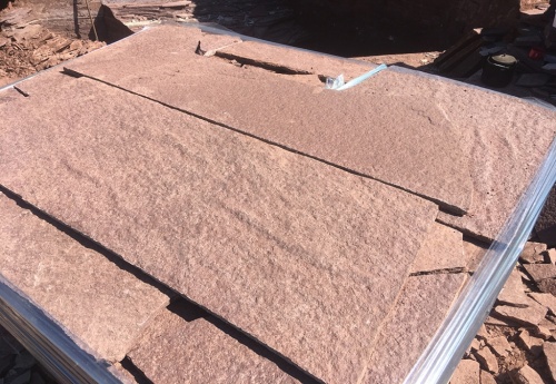 Плитняк лемезит бордовый для ступеней 20-25 мм купить в Королёве